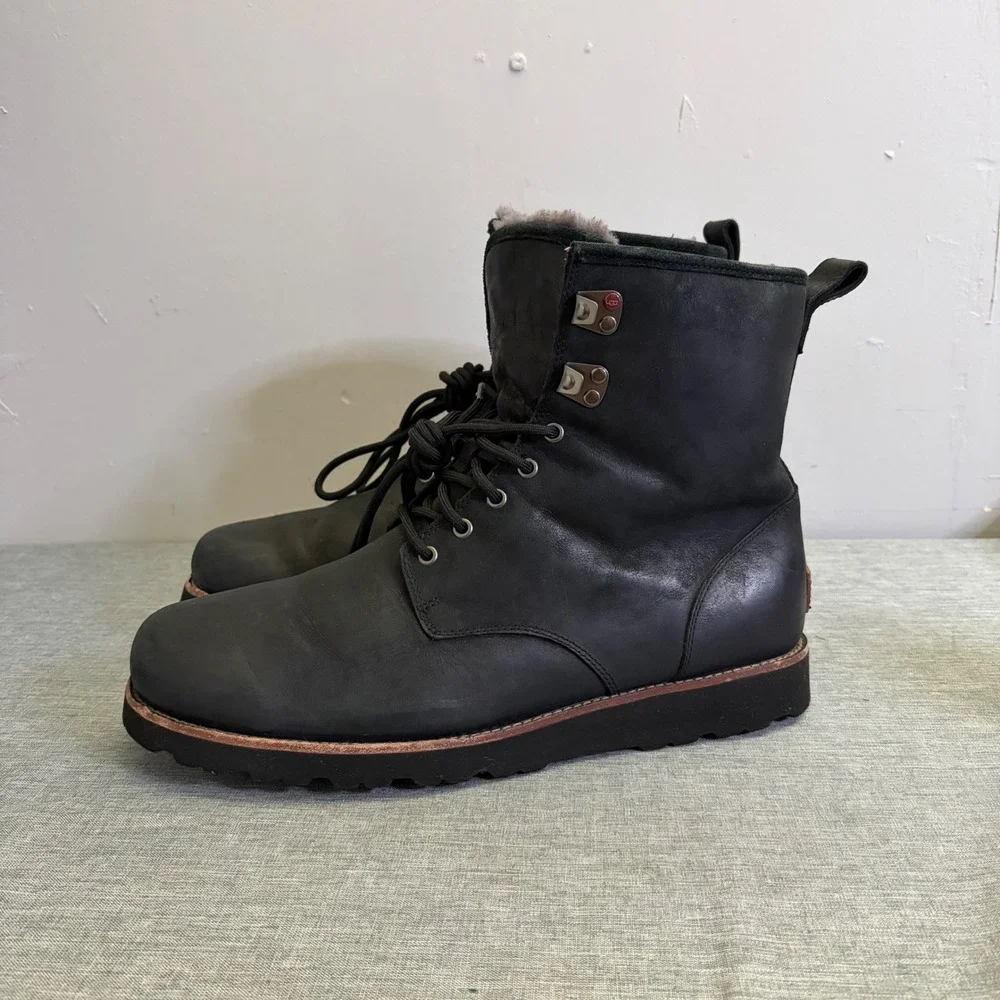 UGG Hannen TL Boots Mens 11 Black Waterproof Leather Shearling Lined Lace Up